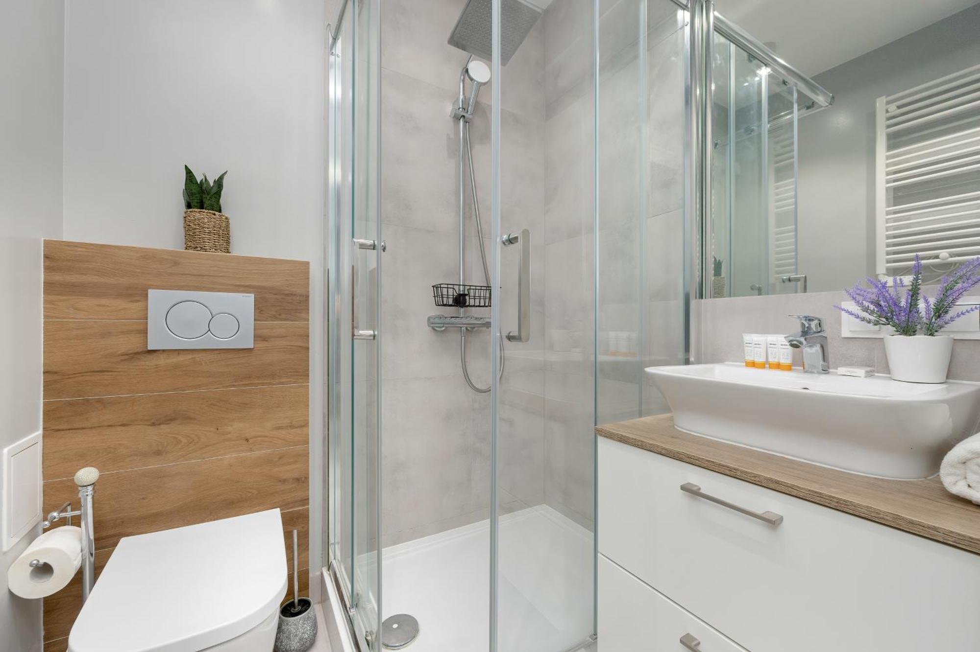 Apartment Unique Bright In By Renters
