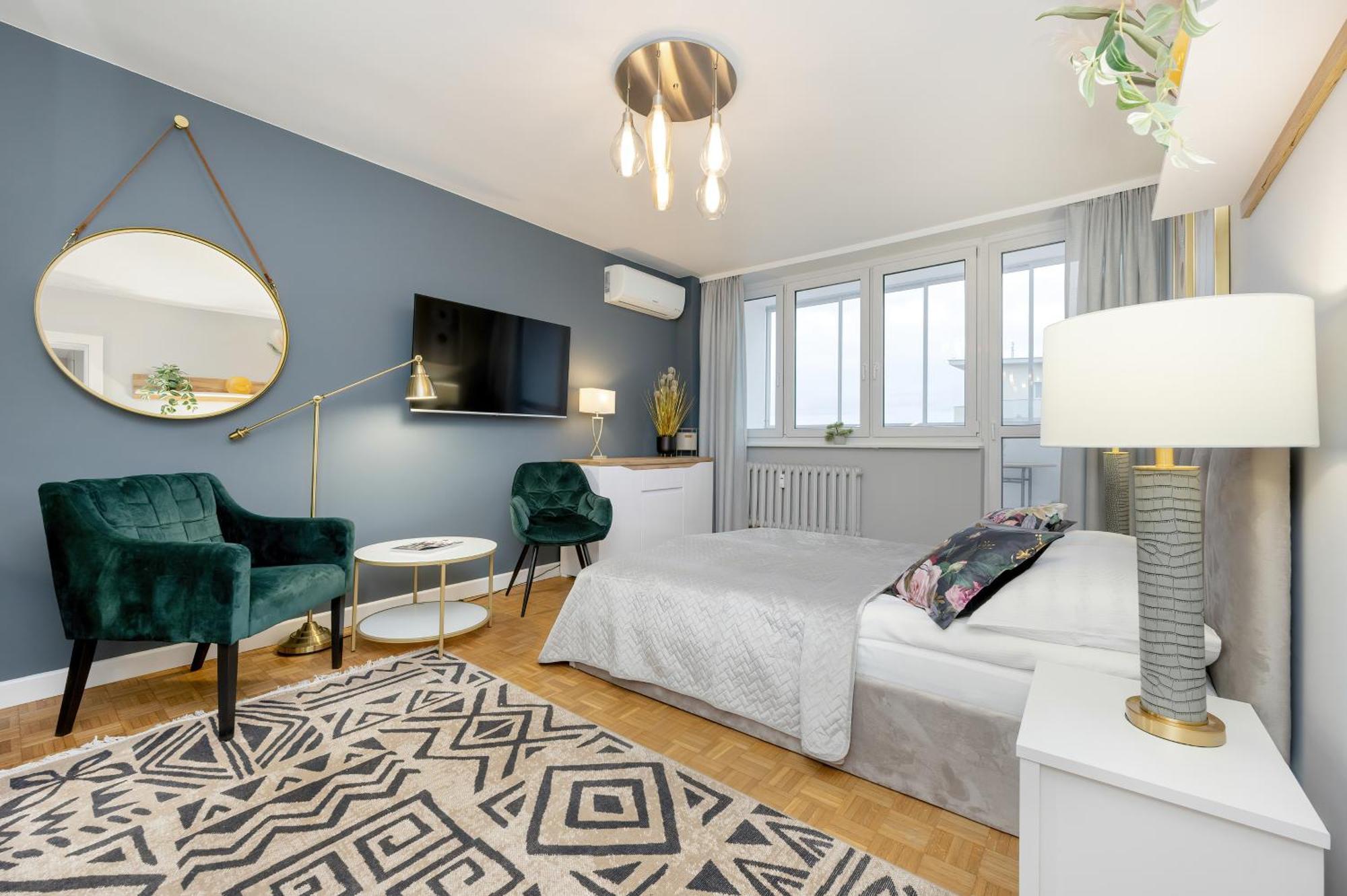 Apartment Unique Bright In By Renters