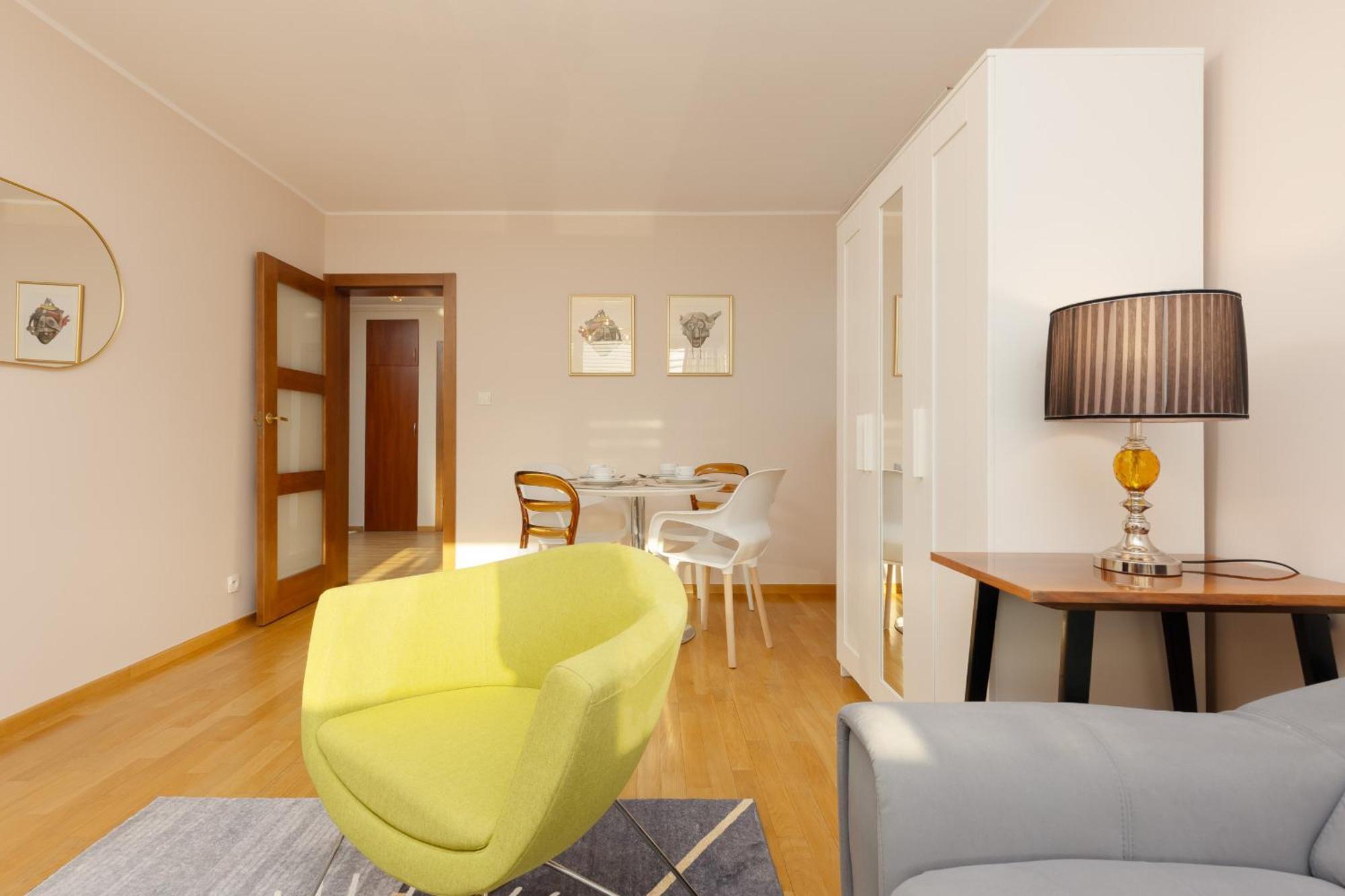 Unique Bright In By Renters Apartment Warsaw