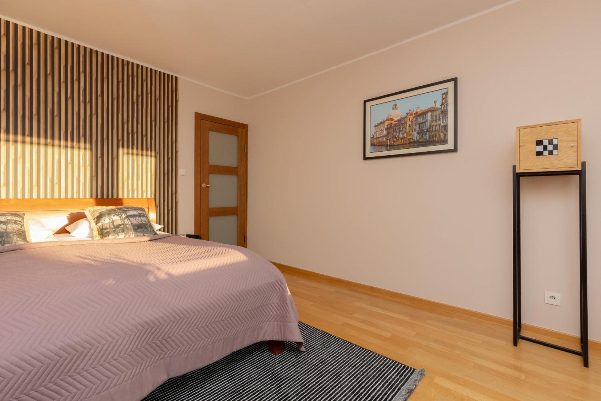 Apartment Unique Bright In By Renters *