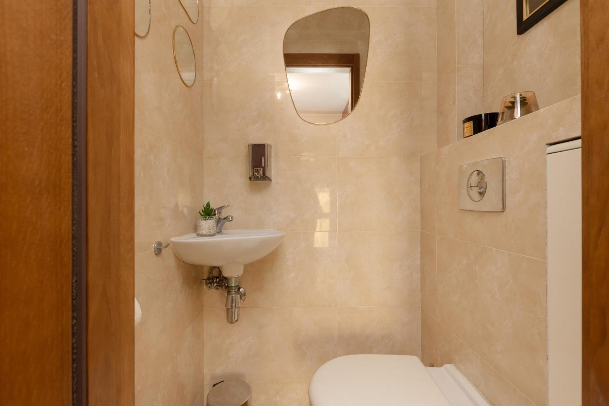 Unique Bright In By Renters Appartamento